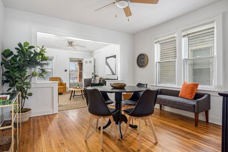 Light and bright dining room or additional work space.