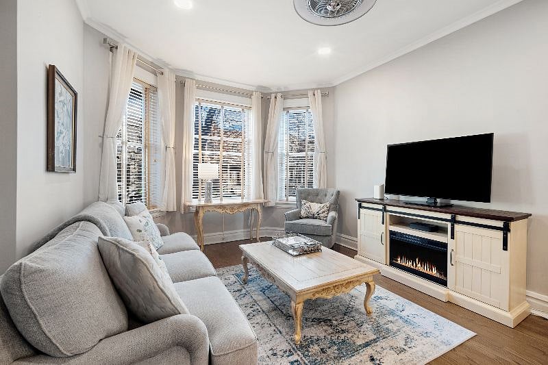 Furnished Finder property 492827_1 photo 2
