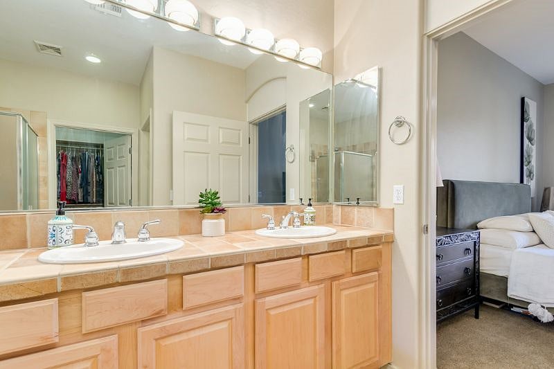 Furnished Finder property 492853_1 photo 11