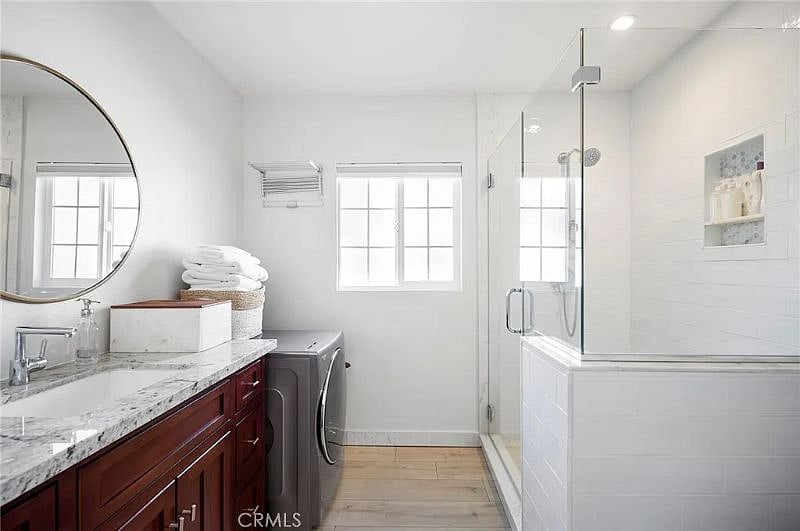 Furnished Finder property 492935_1 photo 6