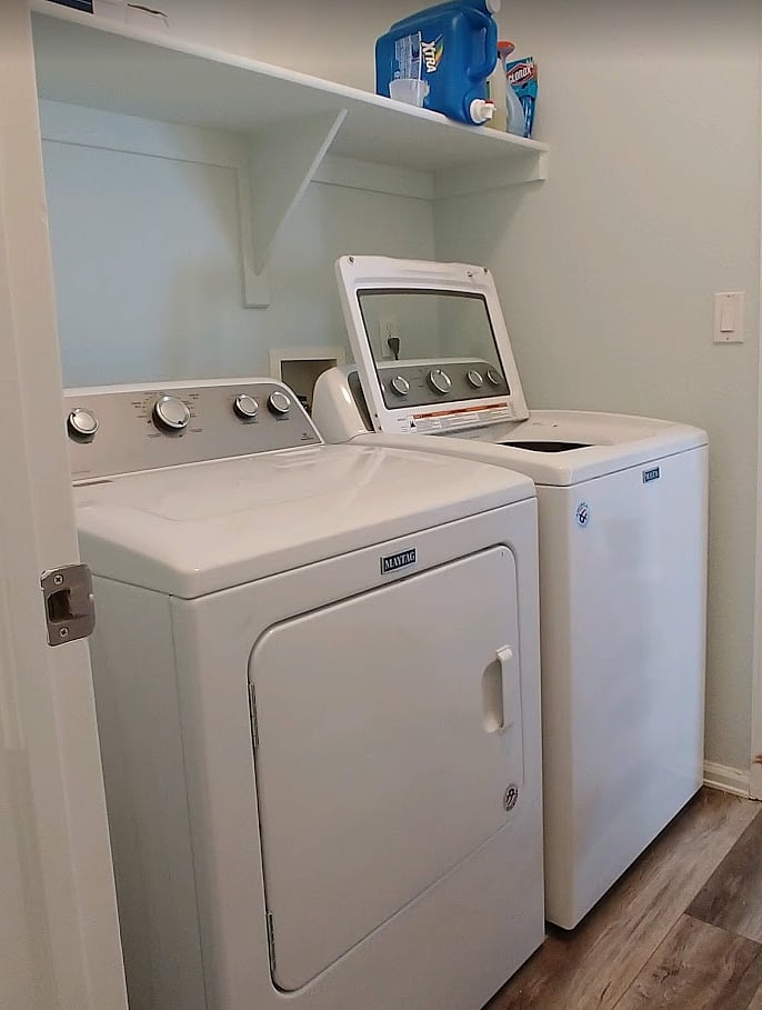 laundry shared with main-level tenant