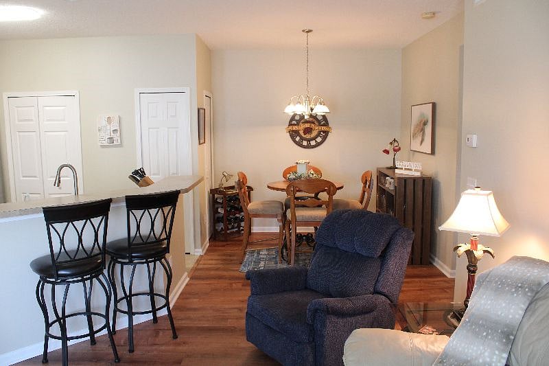 Furnished Finder property 492968_1 photo 4
