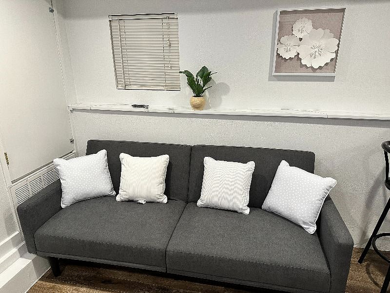 Furnished Finder property 493002_1 photo 17