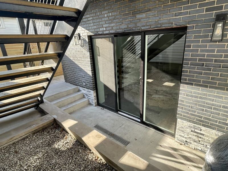 Private entrance to lower level suite