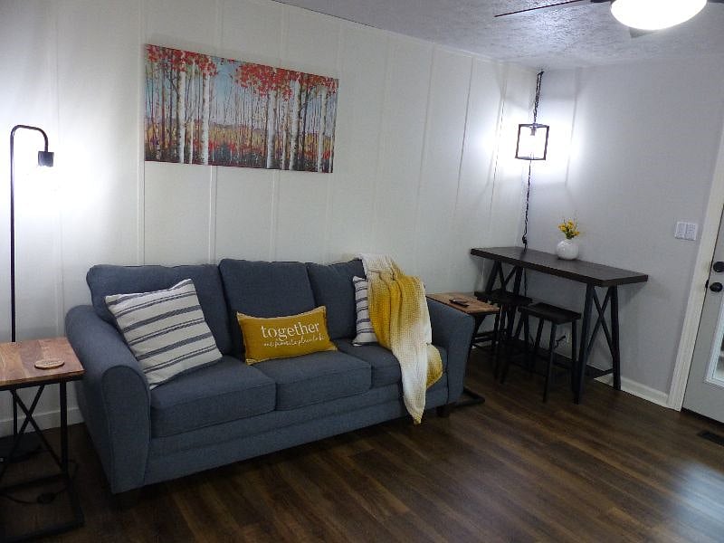 Furnished Finder property 493044_1 photo 3