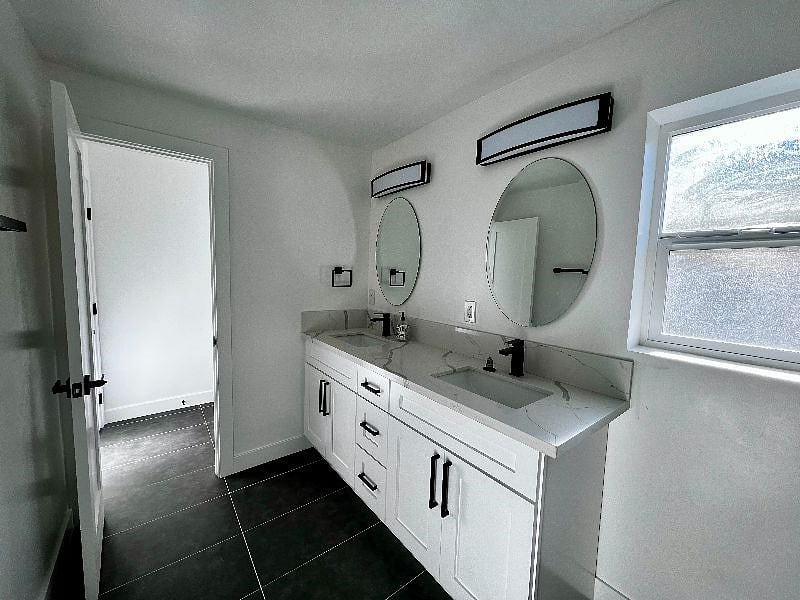 View from the shower into the seperate toilet room