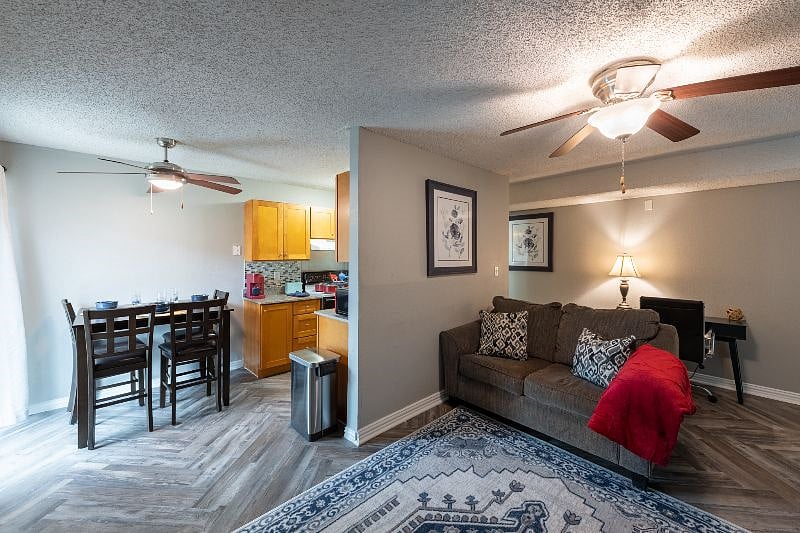 Furnished Finder property 493120_1 photo 8