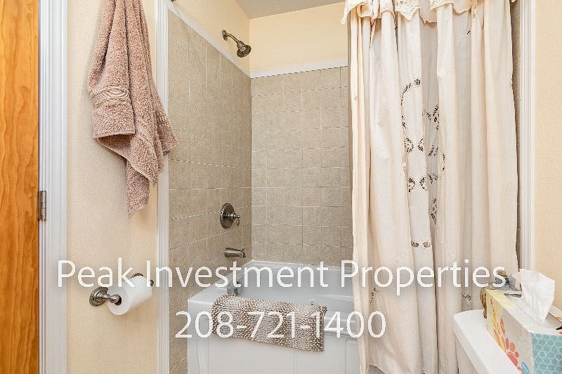 Furnished Finder property 493170_1 photo 22