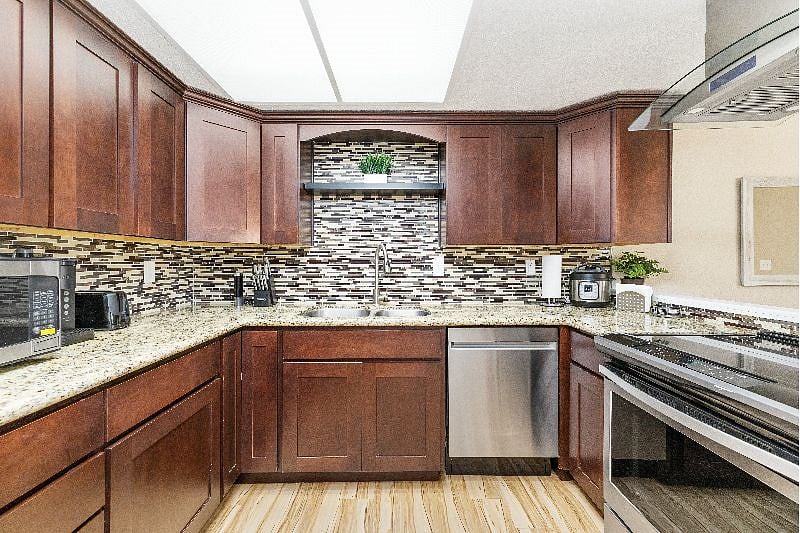 Furnished Finder property 493226_1 photo 22