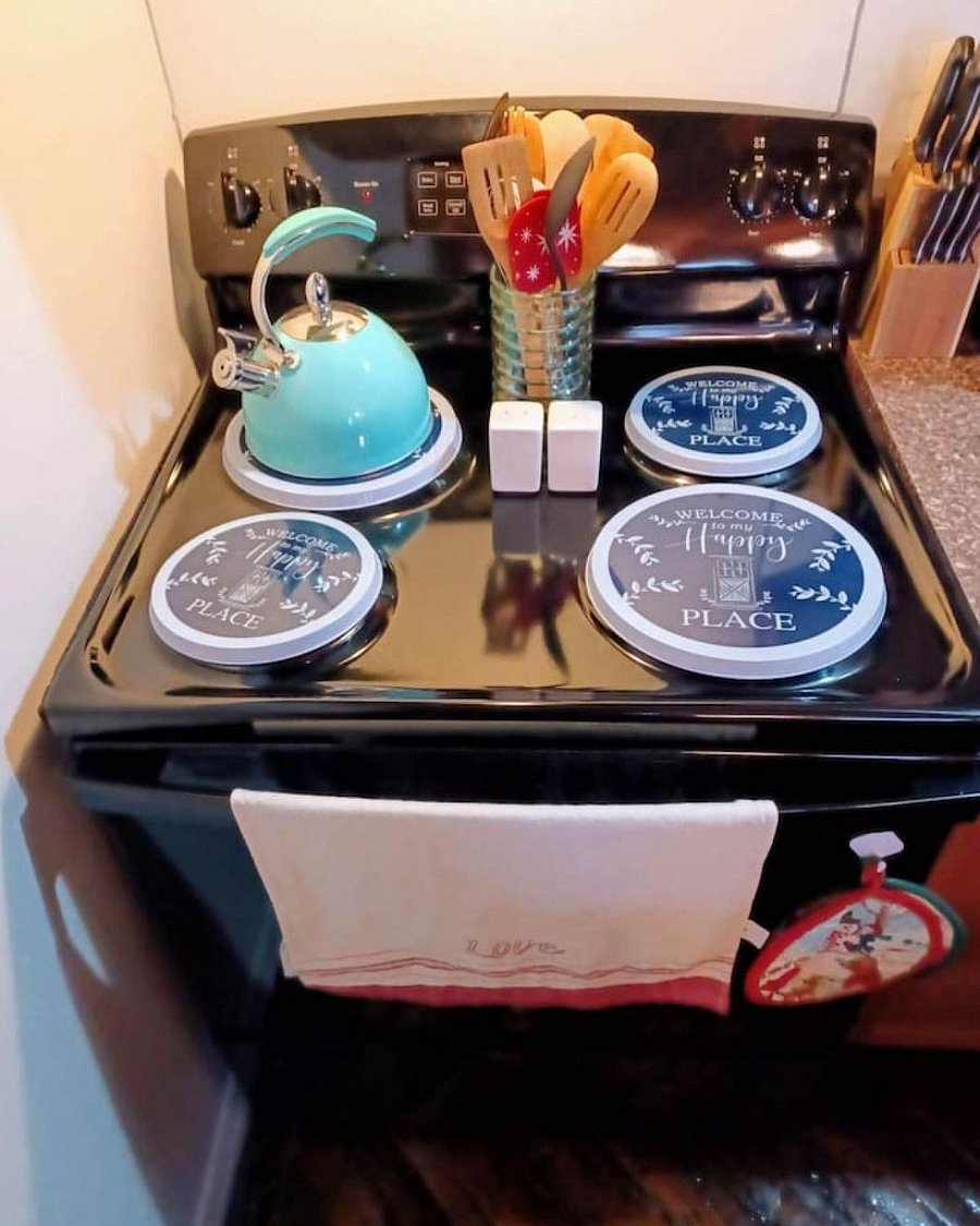 Kitchen with Stove and Oven