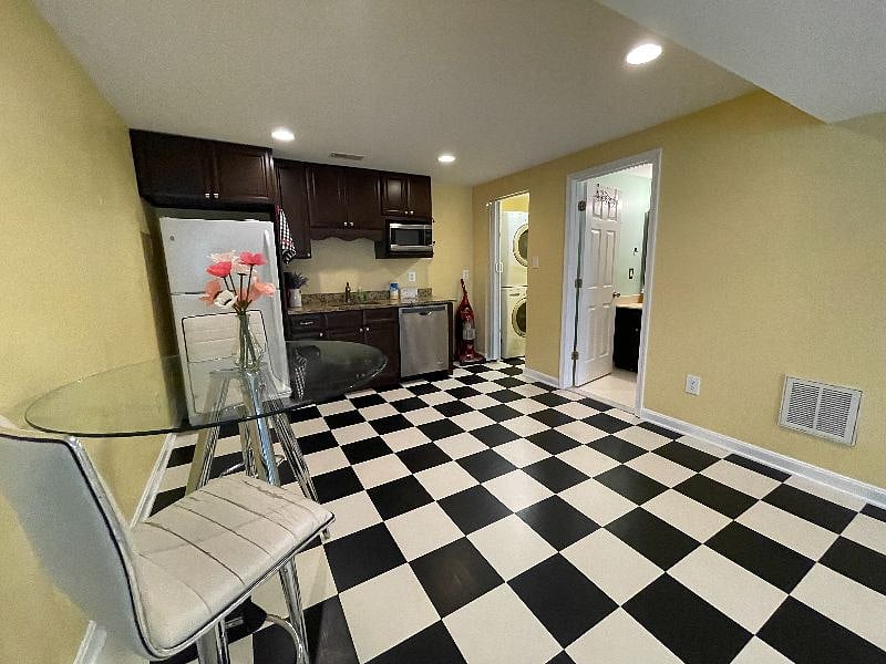 Furnished Finder property 493442_1 photo 12