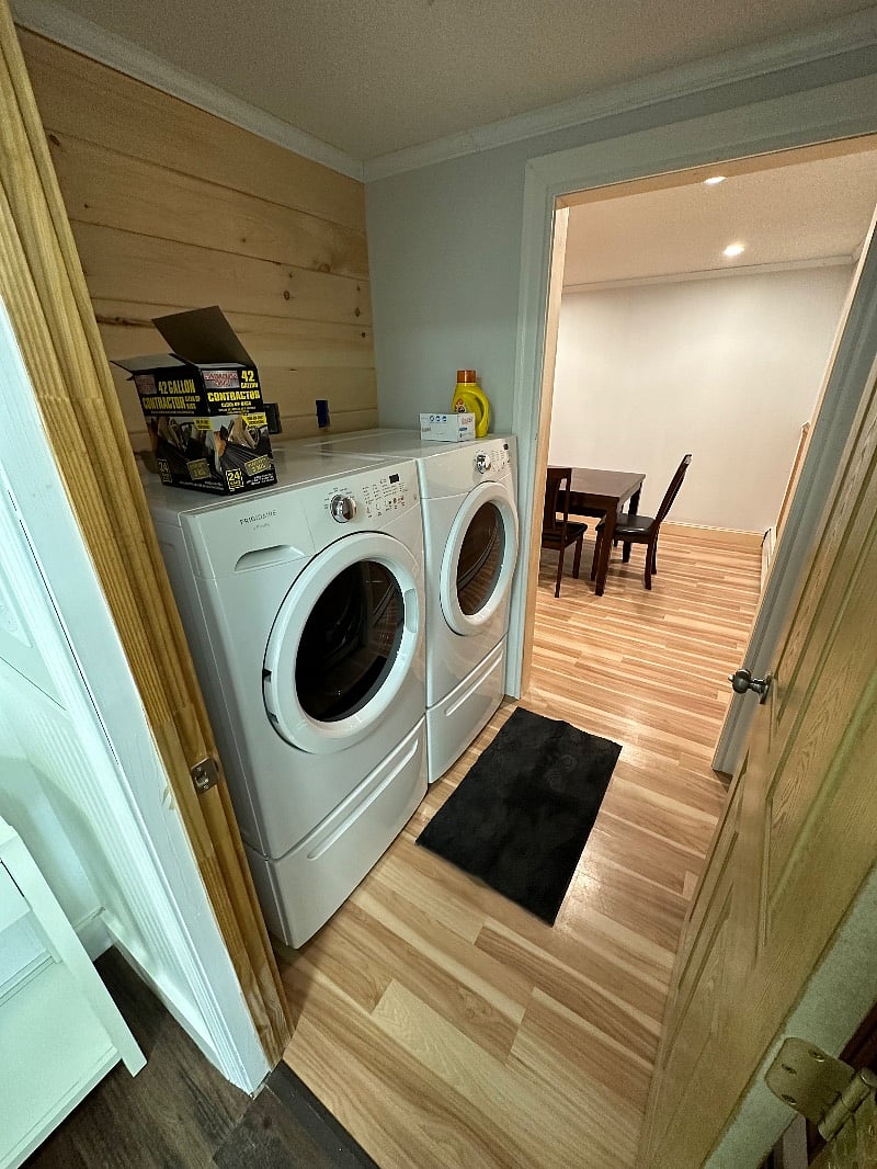 Washer/dryer in unit