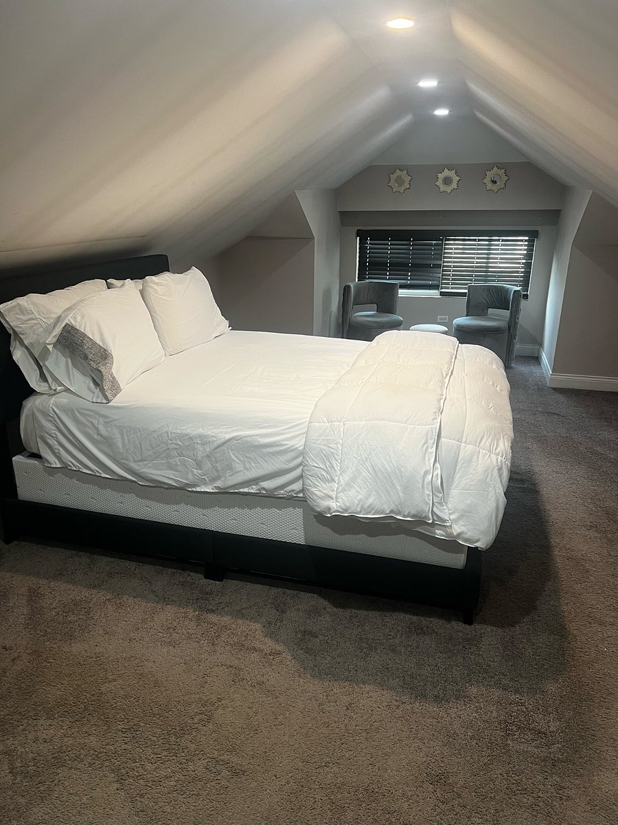 Premier bedroom 