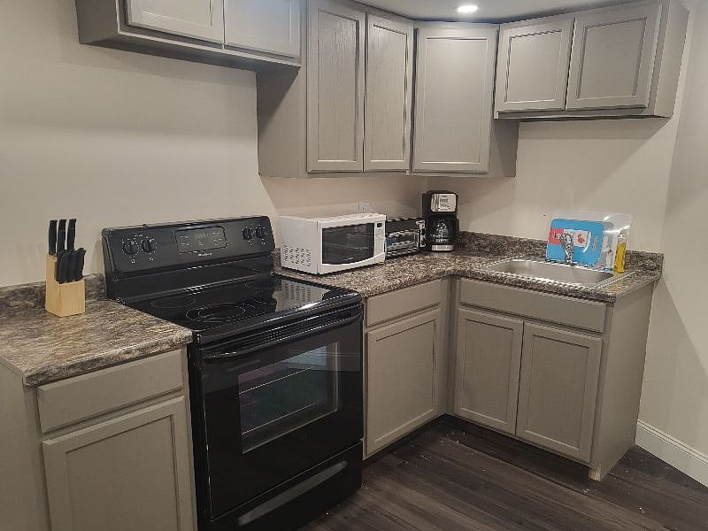 Furnished Finder property 493567_1 photo 4