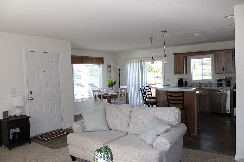 Furnished Finder property 493568_1 photo 15