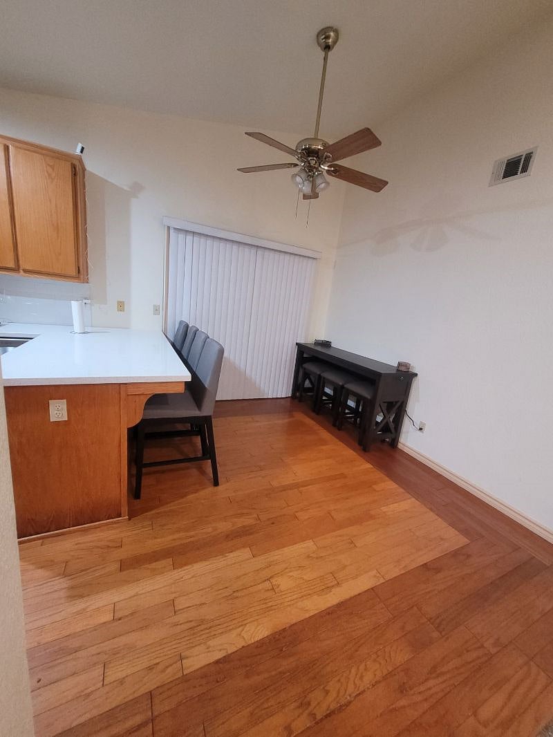 Furnished Finder property 493615_1 photo 24