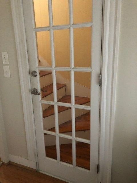 interior entry to third floor bedroom suite