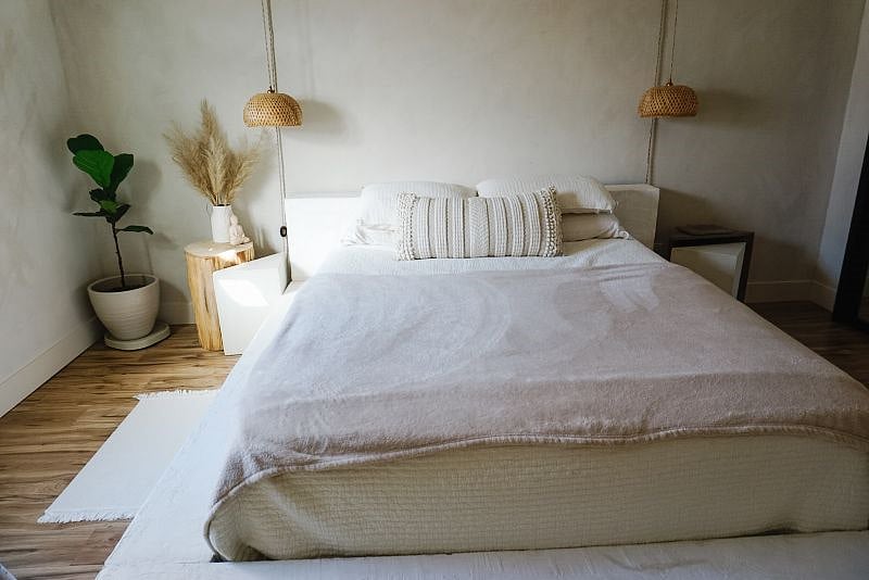 Queen Bed with organic mattress