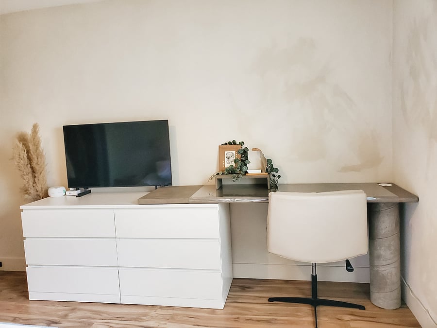 Great work spot or vanity!