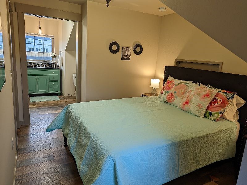 Furnished Finder property 493755_1 photo 8