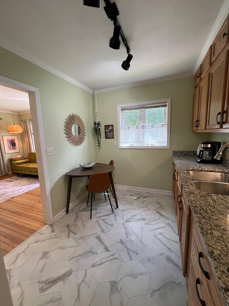 Furnished Finder property 493772_1 photo 6