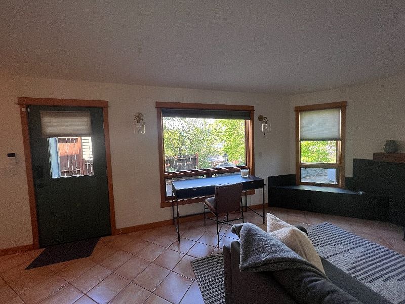 Furnished Finder property 493853_1 photo 23