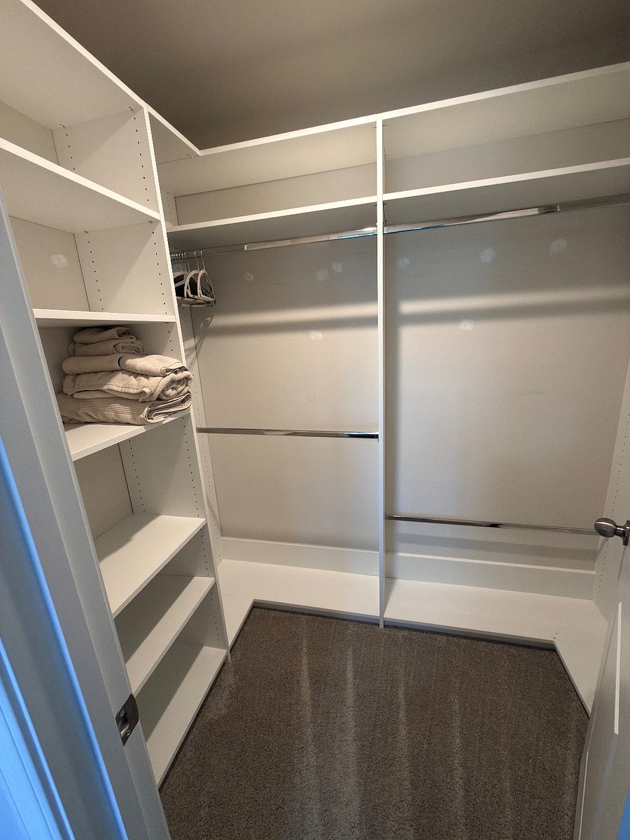 Bedroom 3 closet