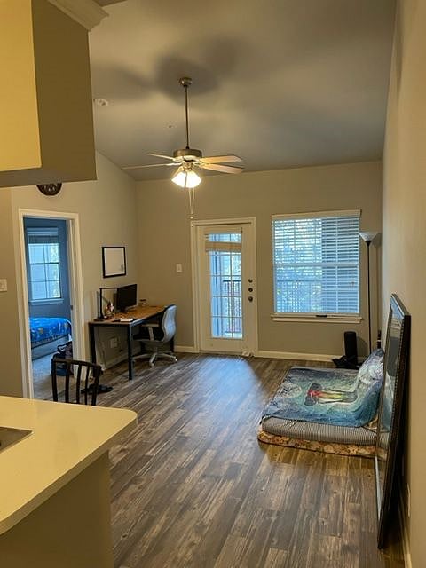 Furnished Finder property 493919_1 photo 3