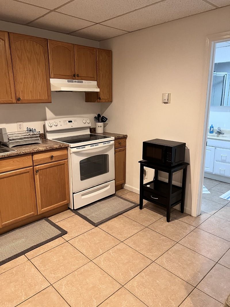 Furnished Finder property 493955_1 photo 2