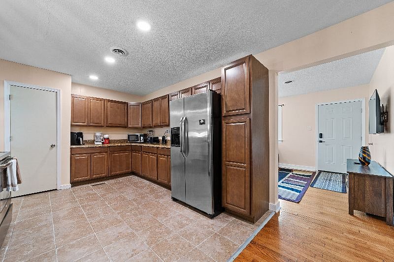 Furnished Finder property 494011_1 photo 6