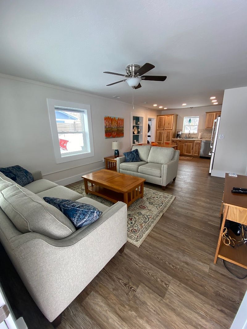 Furnished Finder property 494082_1 photo 3