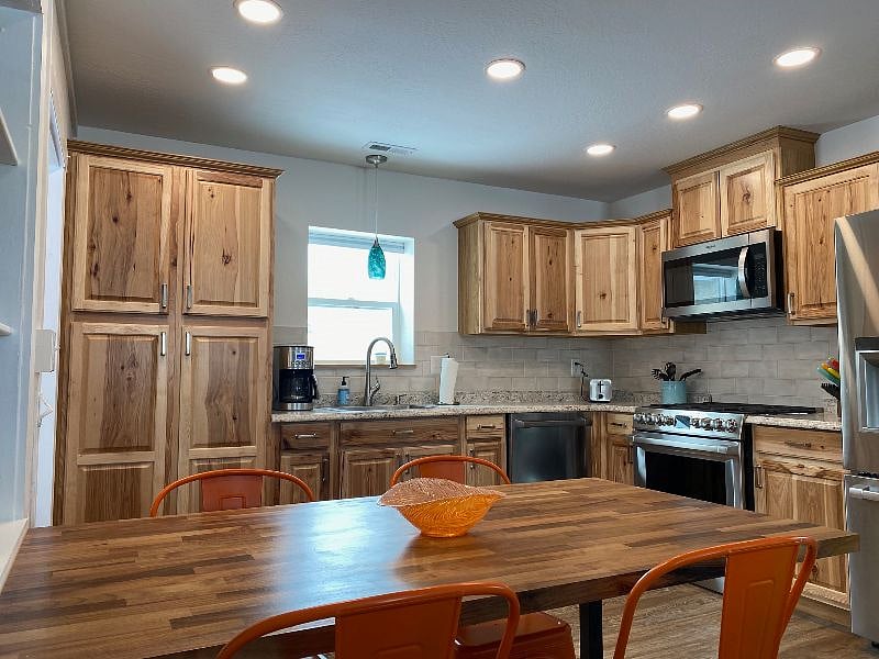 Furnished Finder property 494082_1 photo 11