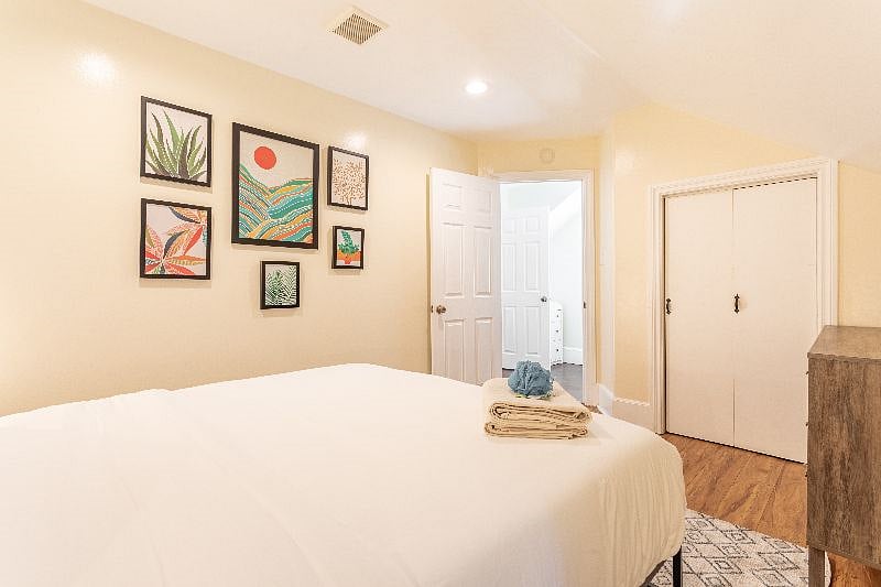 Furnished Finder property 494226_1 photo 18
