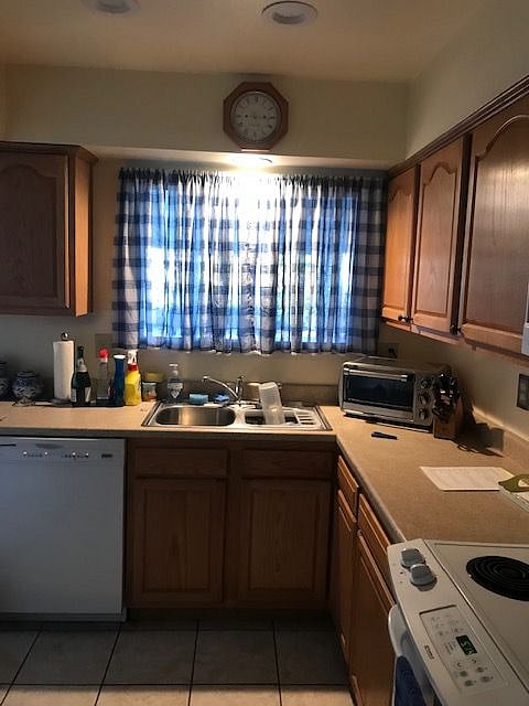Furnished Finder property 494343_1 photo 4