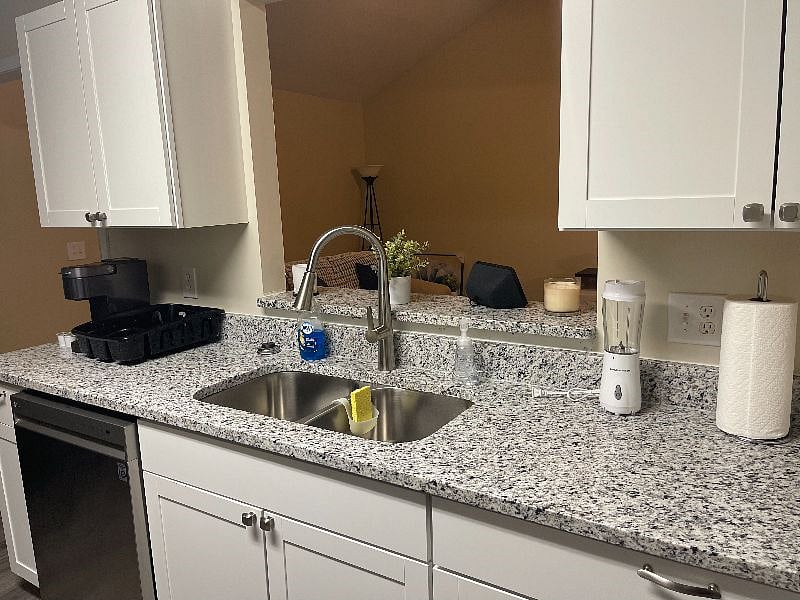 Furnished Finder property 494367_1 photo 9