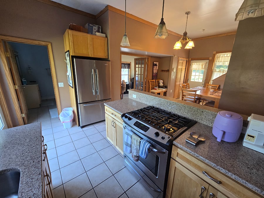 Furnished Finder property 494437_1 photo 3