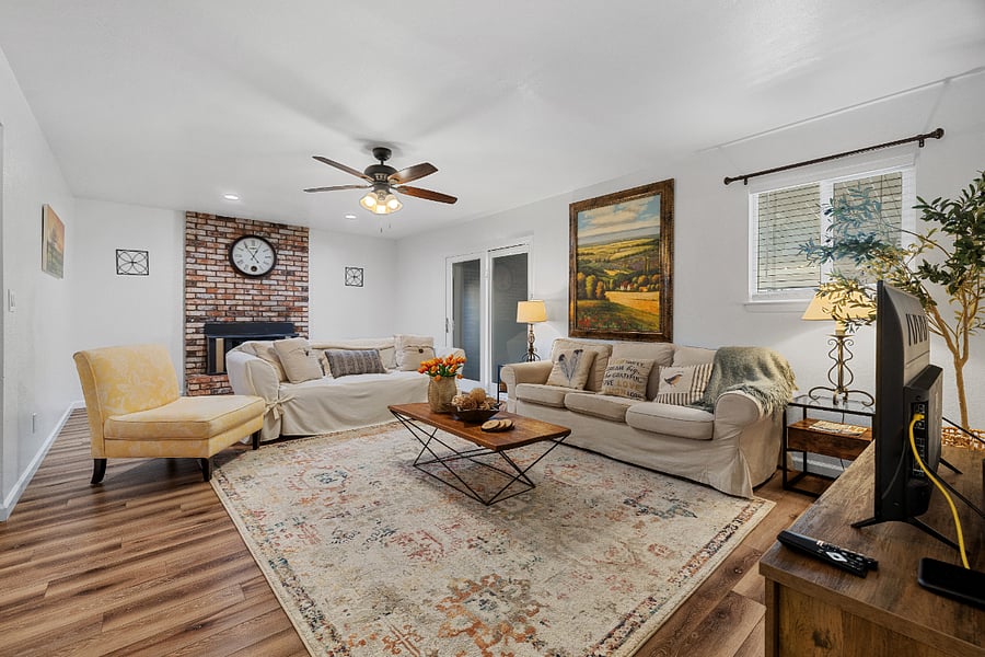 Furnished Finder property 494485_1 photo 3