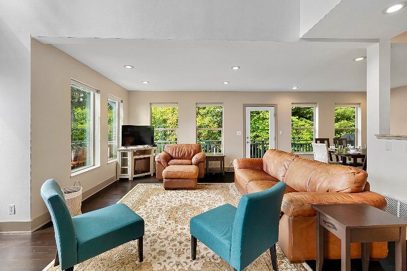 Furnished Finder property 494516_1 photo 3