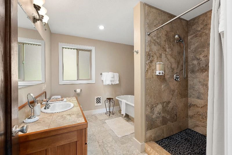 Furnished Finder property 494516_1 photo 16