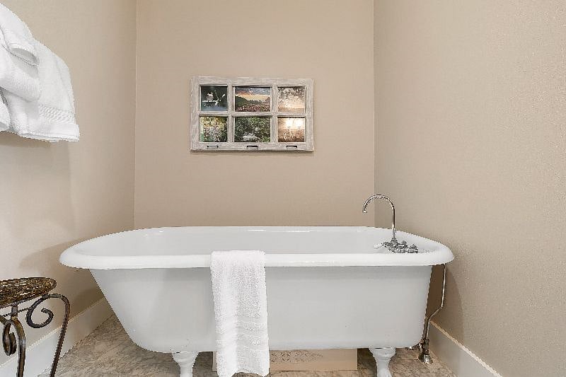 Furnished Finder property 494516_1 photo 17