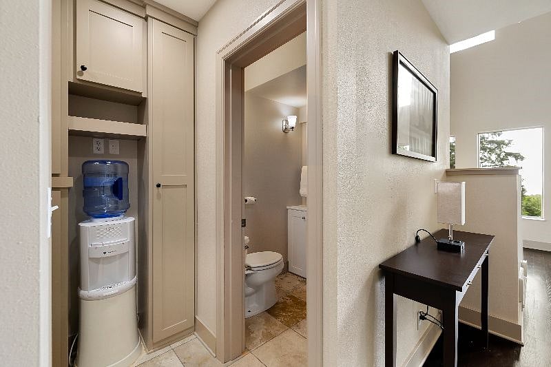 Furnished Finder property 494516_1 photo 24