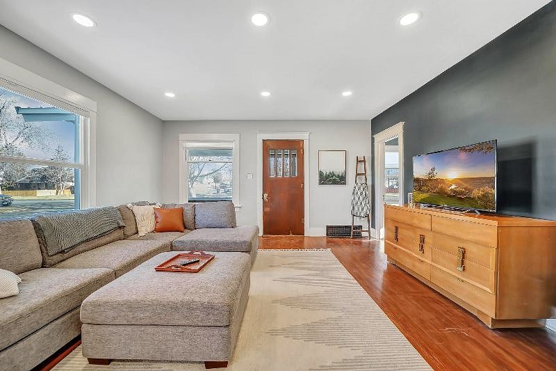 Furnished Finder property 494556_1 photo 6