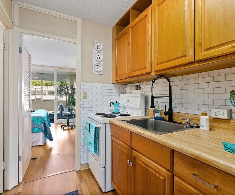 Furnished Finder property 494604_1 photo 6