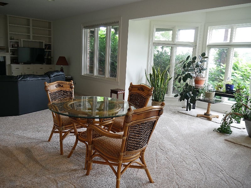 Dining nook