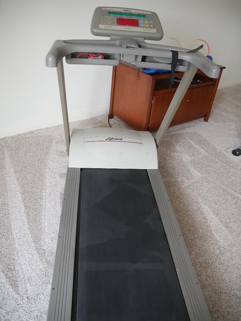 Exercise Rm w / treadmill