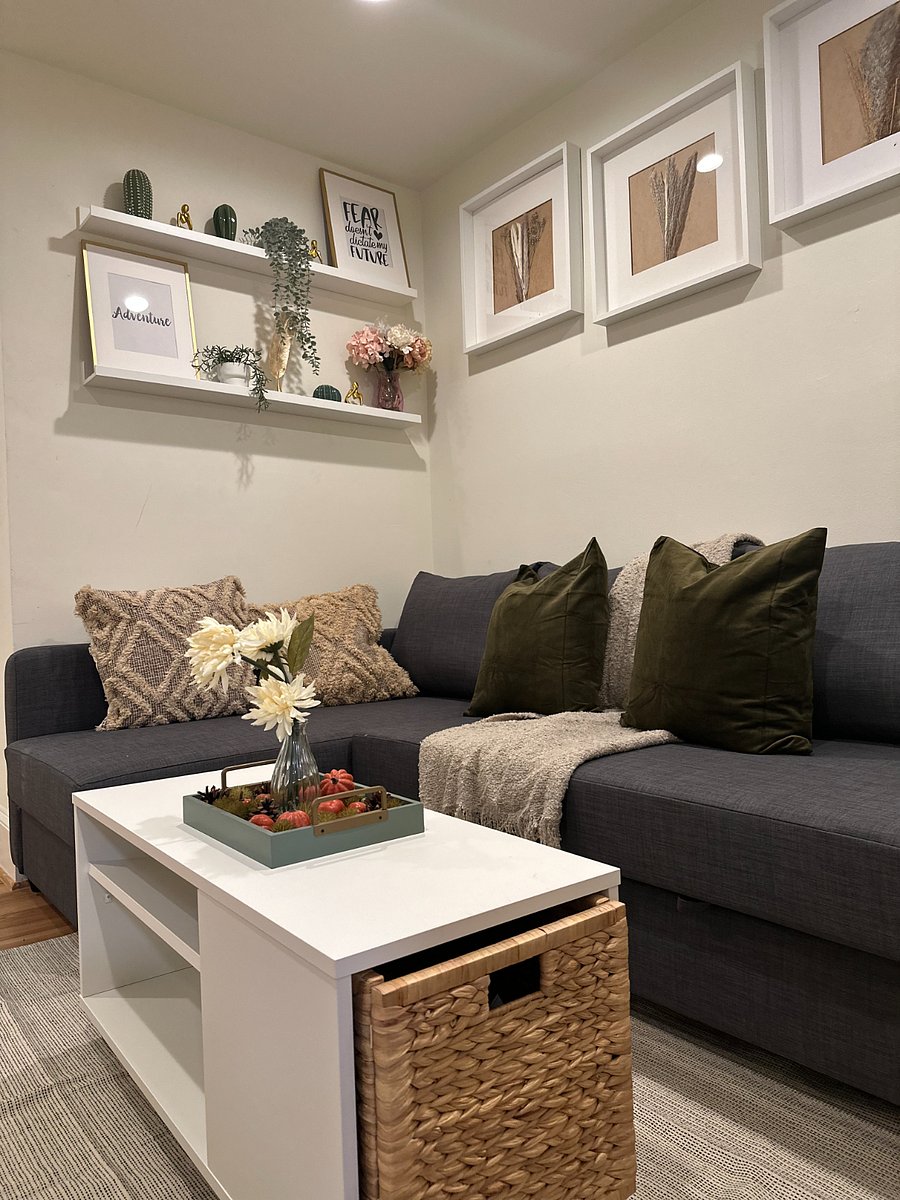 The spacious sofa couch is perfect for cozy naps, curling up with your favorite book, and effortlessly transforms into a full-sized bed to comfortably accommodate your guests.
