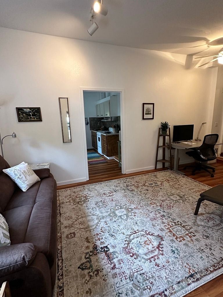 Furnished Finder property 494736_1 photo 21
