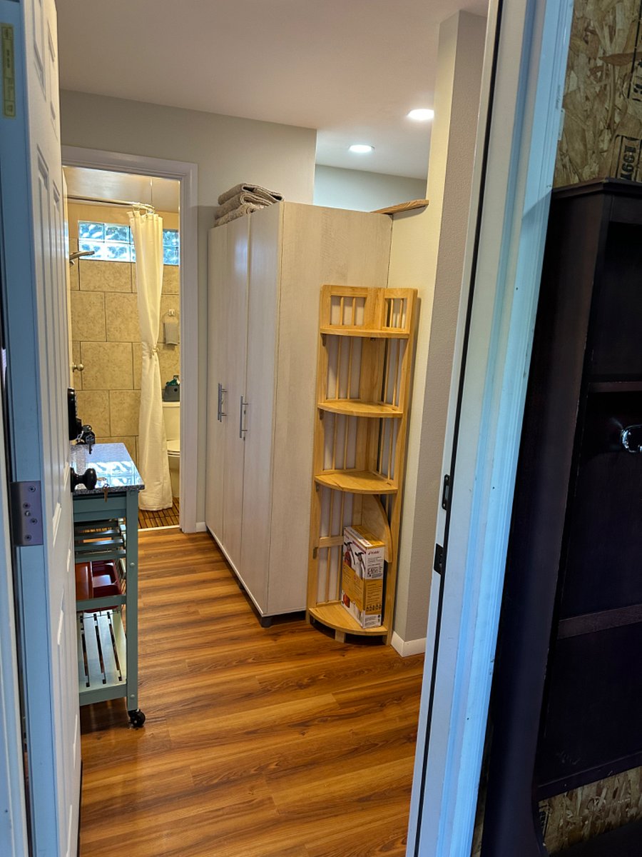 Furnished Finder property 494736_3 photo 24