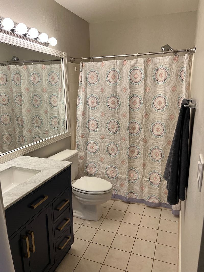 2nd/Guest bathroom