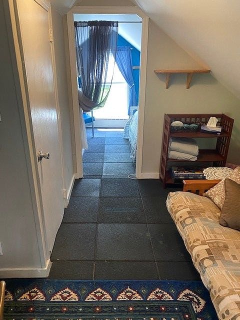 Attention: This additional room is not included in base rent. It is available for additional rental.
View looking from front to back
